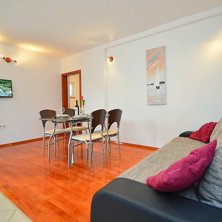 Apartment Ante-2 By Interhome Бродарика Екстериор снимка